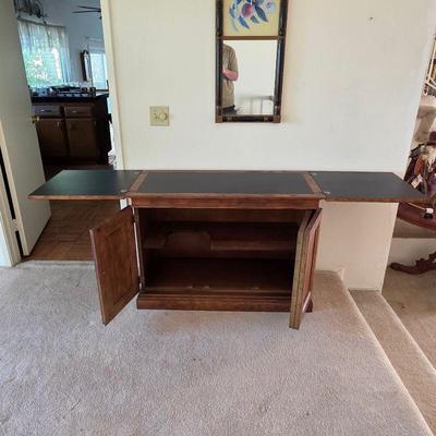 Vintage Henredon "Artefacts" flip top bar