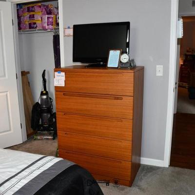 365 bedroom b