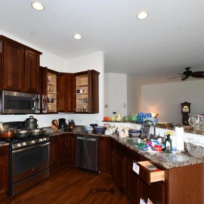 082 kitchen