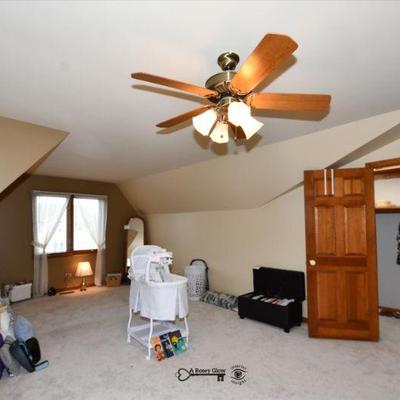 372 bedroom b