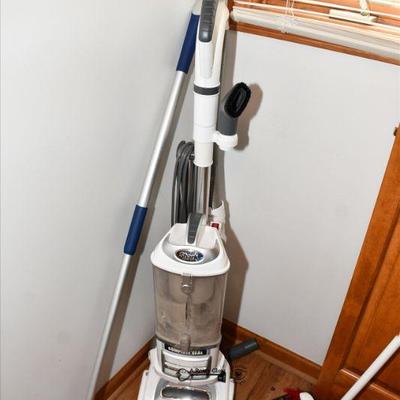 739 laundry room