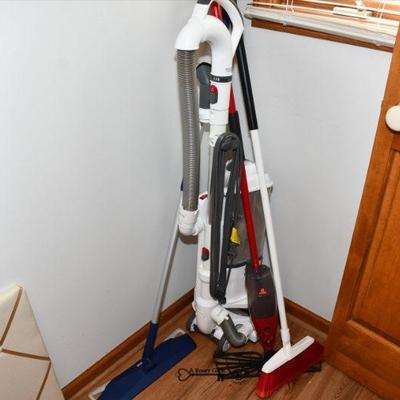 736 laundry room