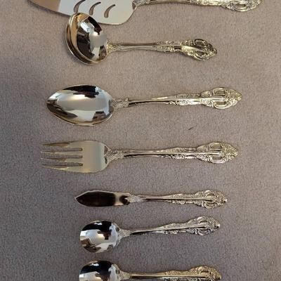 PPE215 Set of ServingFood Flatware.