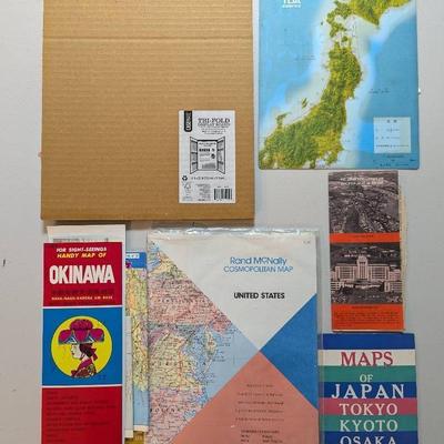 PPE041 World Maps And A Trifold Display Board.