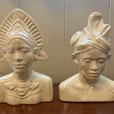 PPE277- Ceramic Sculptures of People 