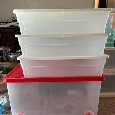 PPE002- 3 Stor N’ View Containers & Inlock Rolling Container 