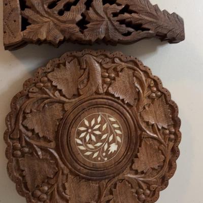 PPE046 Hand Carved Wooden Stand
