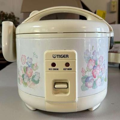 PPE132- Tiger 3 Cup Rice Cooker
