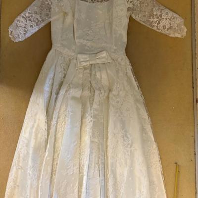 PPE319 Vintage Wedding Gown