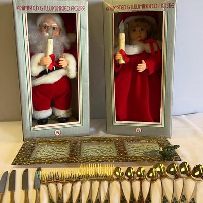 Vintage  Mr. and Mrs. Santa Claus and   Hollyberry Gold Stainless Flatware From Japan 