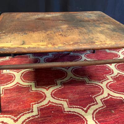 Vintage Lane Acclaim Square Coffee Table 