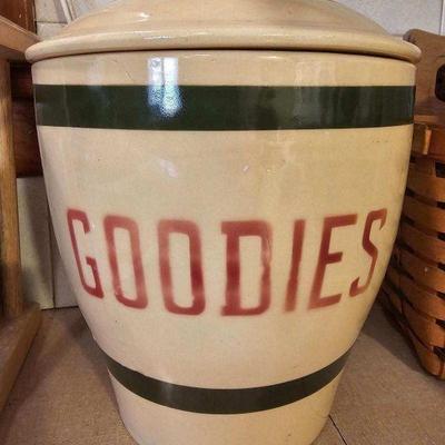 Vintage cookie jar