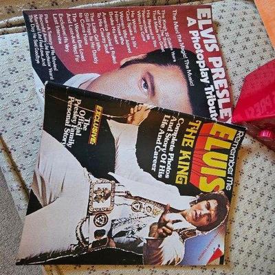 Sale Photo Thumbnail #39: Elvis Presley magazines