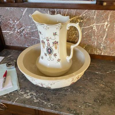 SKU B21  ANTIQUE LARGE WASH BASIN AND PITCHER  $50