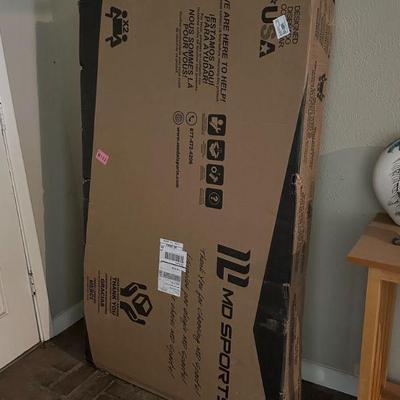 UNUSED/UNOPENED ping pong table