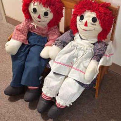 Raggedy Ann And Raggedy Andy Stuffies
