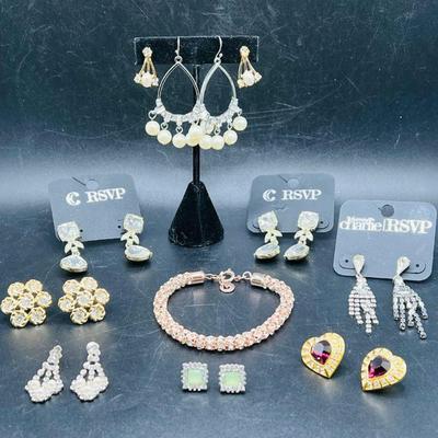 Sparkly Rhinestone Jewelry — Bracelet & Earrings
