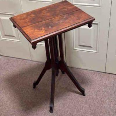 Pedestal Split Table
