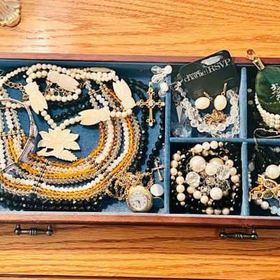 Jewelry Mystery Lot including Ultraviolet Glow
