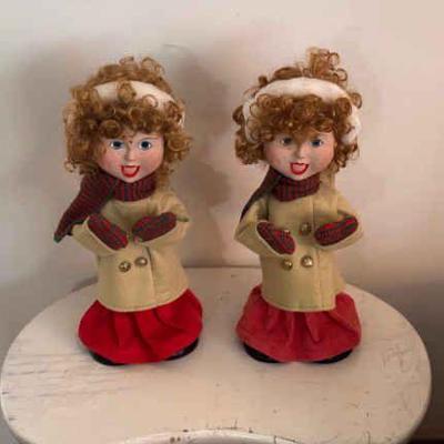 (2) Caroling Kids Plastic Dolls By Sandra Lee
