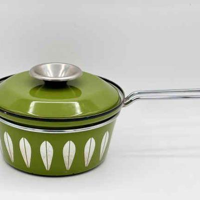 MCM Cathrineholm Lotus enamel saucepan with a lid
