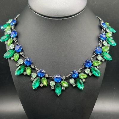 Sparkling Costume Jewelry Necklace — Glows in Ultraviolet Light!
