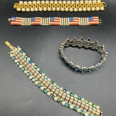 (4) Costume Jewelry Bracelets incl. Vintage Coro
