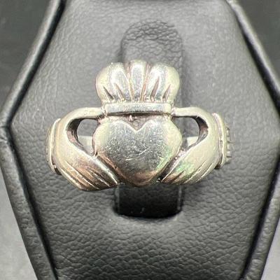 Sterling Silver Claddagh Ring Size 6
