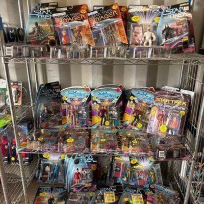 #4012 • (42) Star Trek Action Figures
