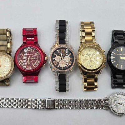 #1122 • (8) Michael Kors Wristwatches

