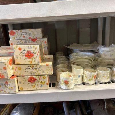 #8034 • Mikasa Just Flowers Bone China Set
