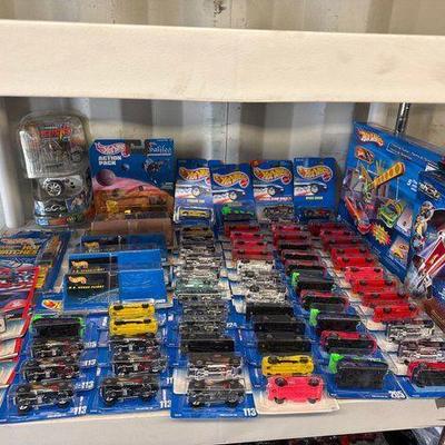 #4016 • (72) Hot Wheel Cars, Sets & Toys
