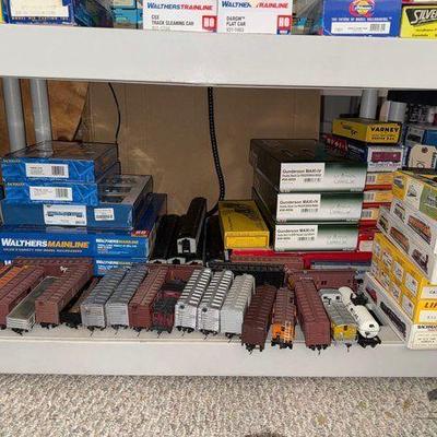 #10544 • 50 HO Scale Rail Cars
