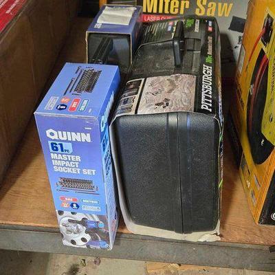 #18070 • NEW!!! Quinn 61pc Master Impact Socket Set & Pittsburgh 301pc Mechanic's Tool Kit
