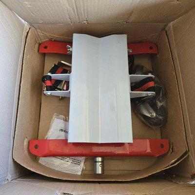 #18216 • Pittsburgh Automotive 450 lb. Low Lift Transmission Jack
