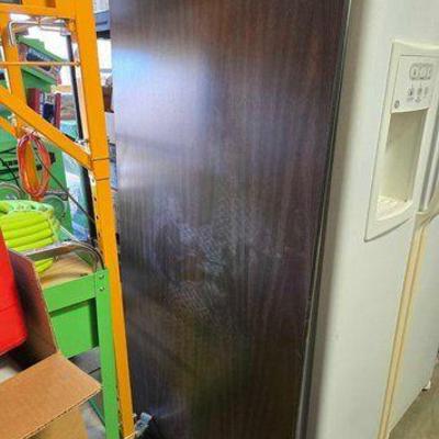 #18084 • Large Foldable Table
