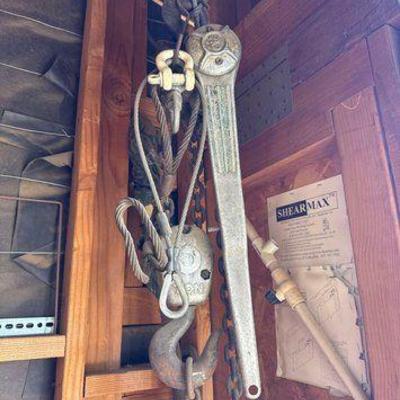 #18124 • Chain Hoist
