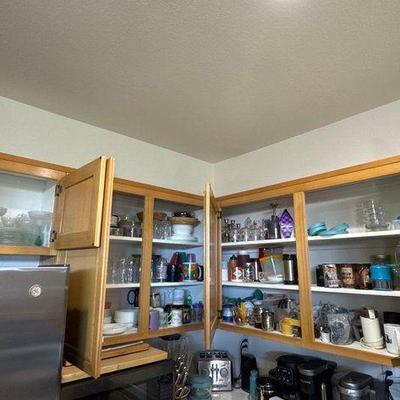 #11002 • Glassware and Dishware
