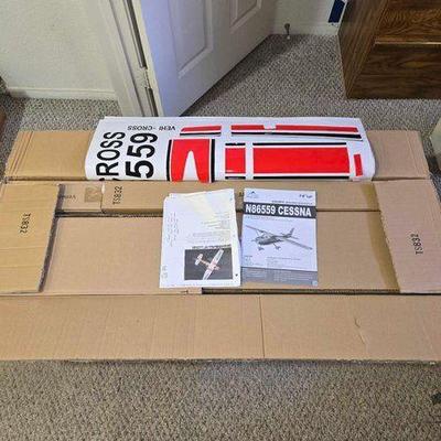 #12066 • N86559 Cessna 1/4 Scale Model Aircraft Kit
