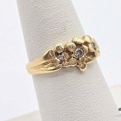 #708 • 14k Gold & Diamond Ring, 3.31g

