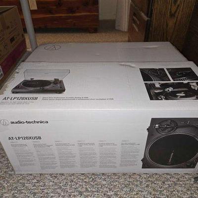 #12028 • NEW!!! Audio-Technica Professional Turntable
