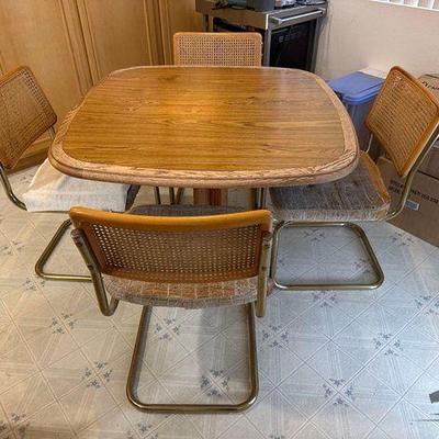 #11038 • Kitchen Table with (4) Chairs
