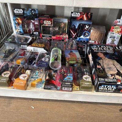 #4020 • (22) Star Wars Action Figures, Coozy & More
