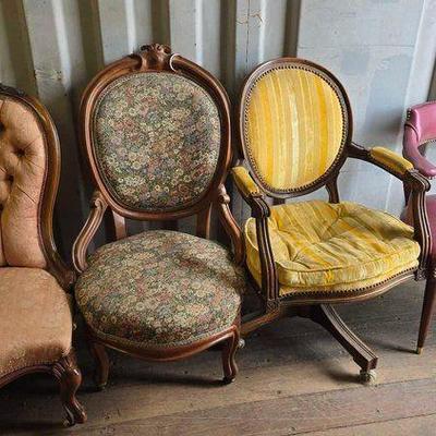 #7010 • (7) Vintage Chairs
