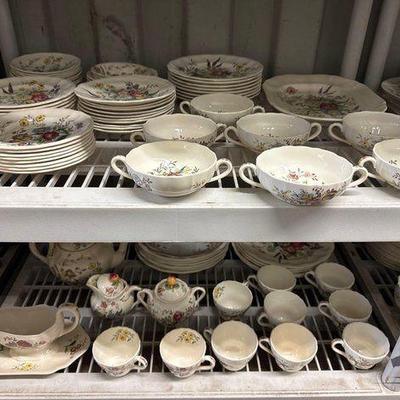 #8042 • Copeland Spode Gainsborough China Set
