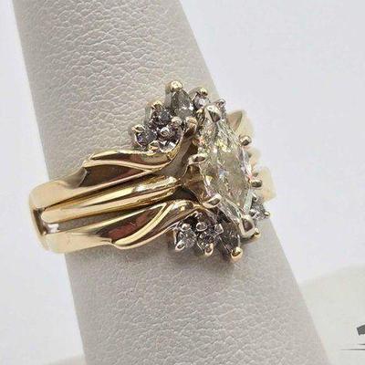 #716 • 14k Gold and Diamond Ring, 7.07g
