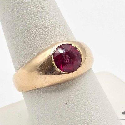#704 • 14k Gold & Red Sapphire Gemstone Ring, 9.13g
