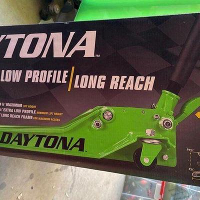 #18140 • Daytona 3 Ton Low Profile, Long Reach Jack
