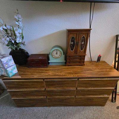 #12002 • Dresser, Jewelry Boxes, Clock & More
