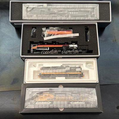 #10514 • 4 Broadway Limited HO Scale Model Locomotives
